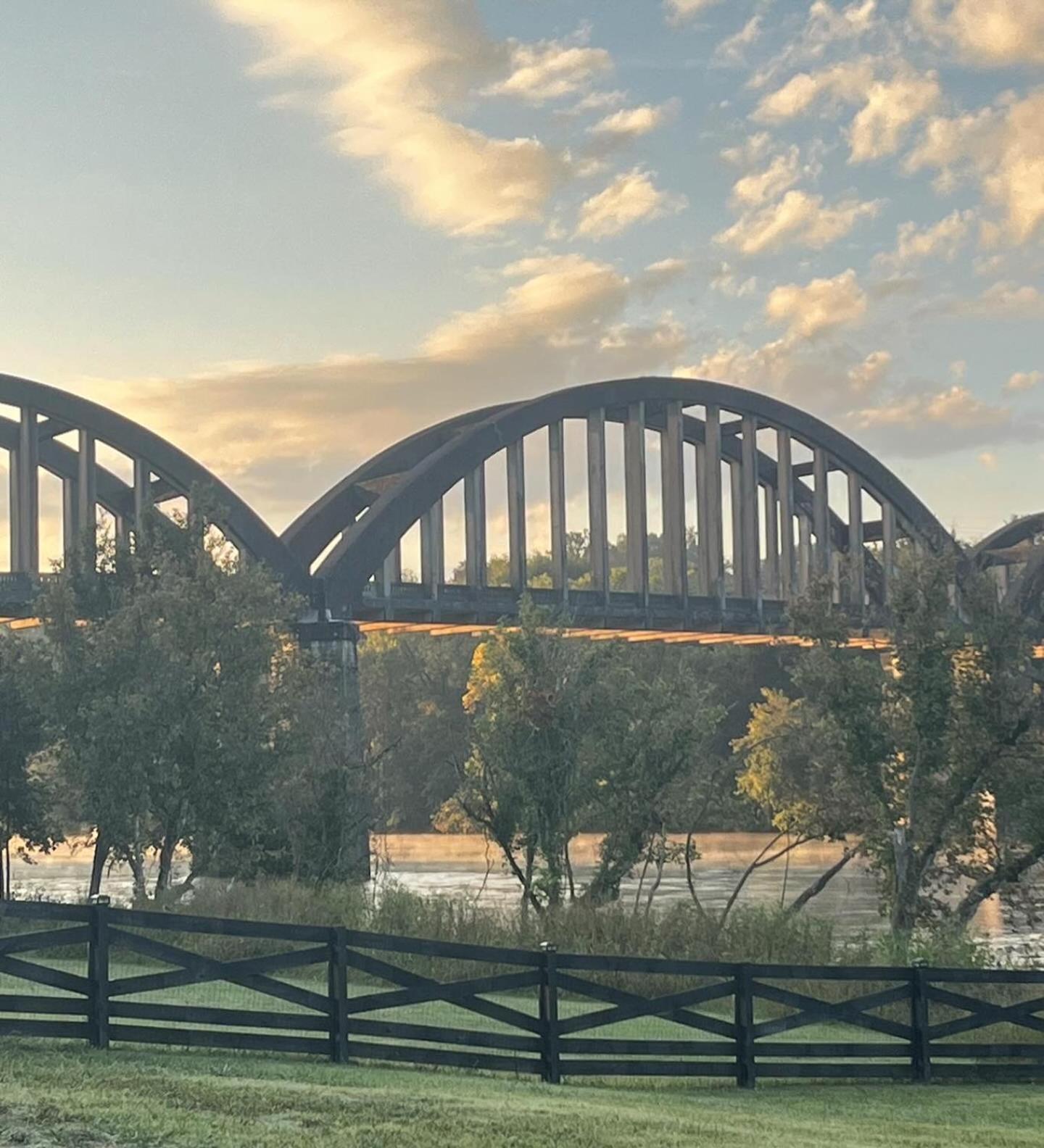 Strawberry Plains Luxury Riverfront Tiny House- Amazing Views- #111 מראה חיצוני תמונה