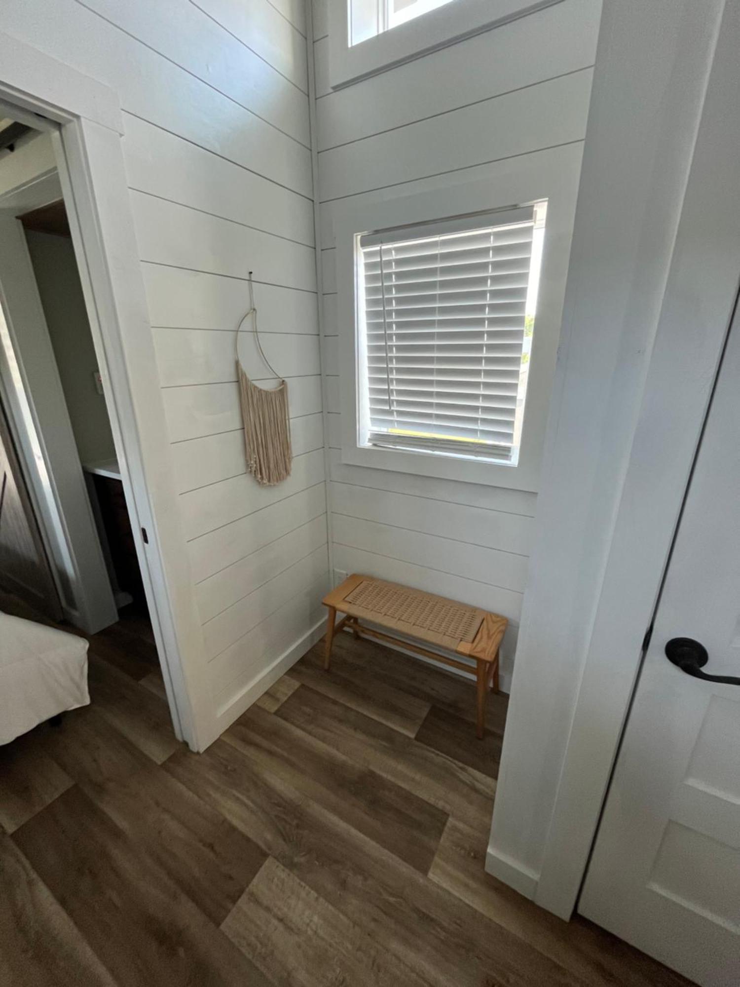 Strawberry Plains Luxury Riverfront Tiny House- Amazing Views- #111 מראה חיצוני תמונה